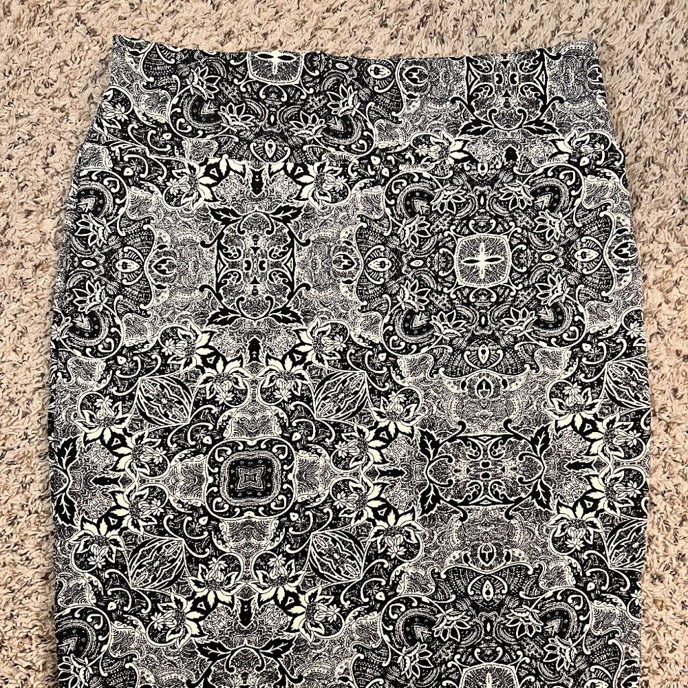 LuLaRoe Cassie Skirt